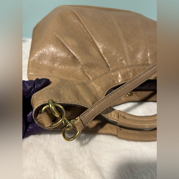 Coach 2way beautiful design brown bag. Authentic and pre-owned - Picture 6 of 8